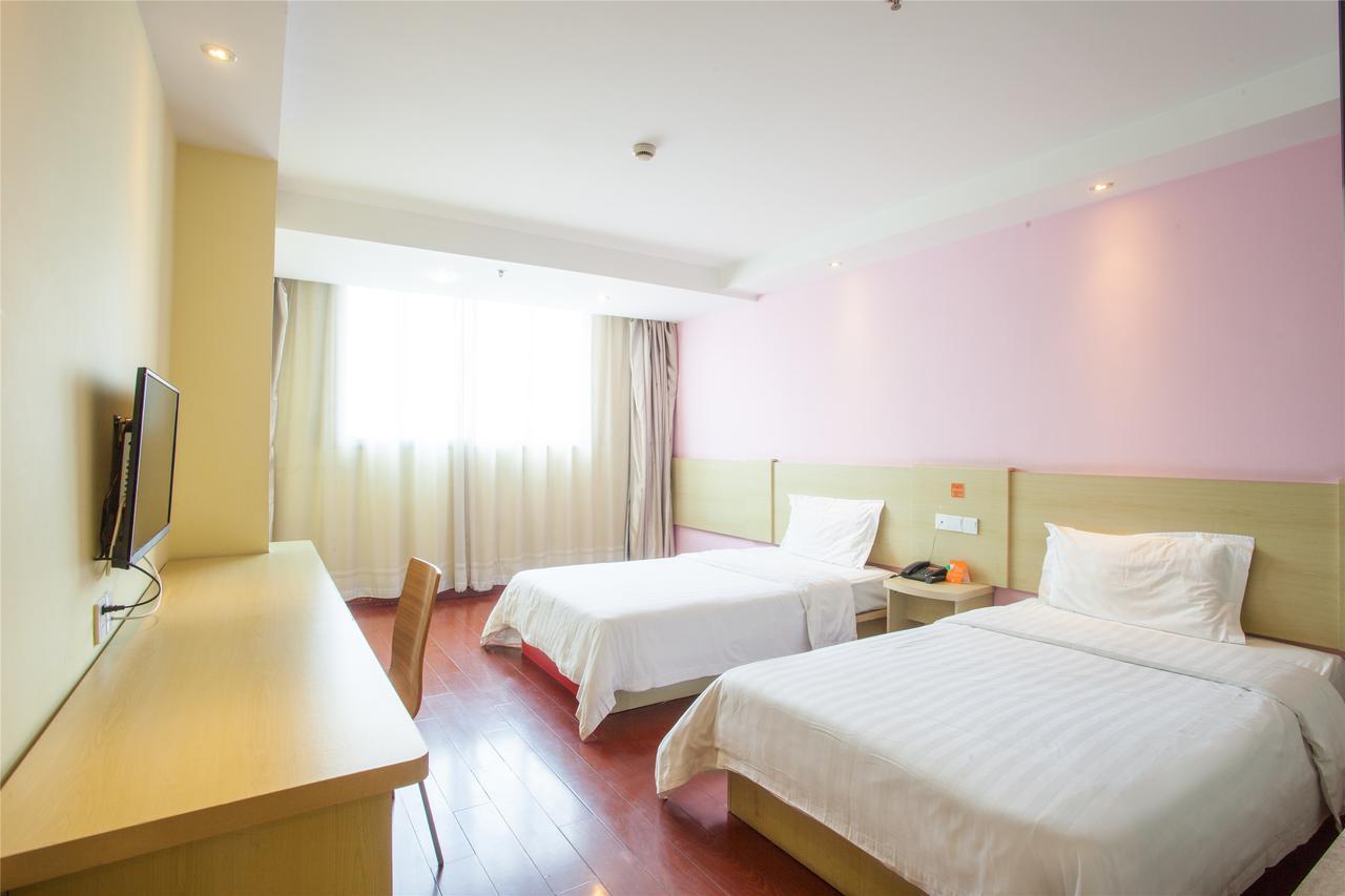 7Days Inn Shantou Coach Terminal Huang He Road Exteriör bild