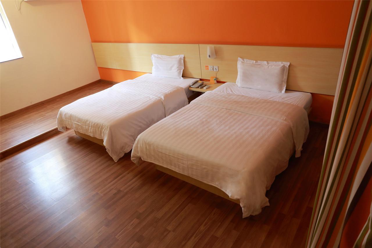 7Days Inn Shantou Coach Terminal Huang He Road Exteriör bild